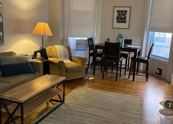 1 bed, 1 bath, 650 sqft, $3,000, Unit 6