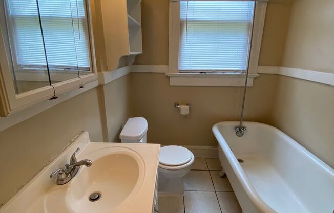 2 beds, 2 baths, $1,450