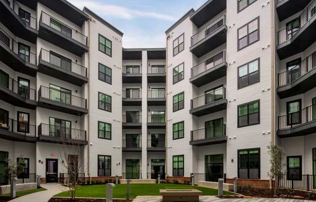 new apartment buildings at the district flats apartments cityat Aura Stonebridge, Richmond, 23225