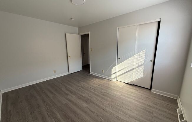 2 beds, 1 bath, 908 sqft, $835, Unit 5003 Sycamore