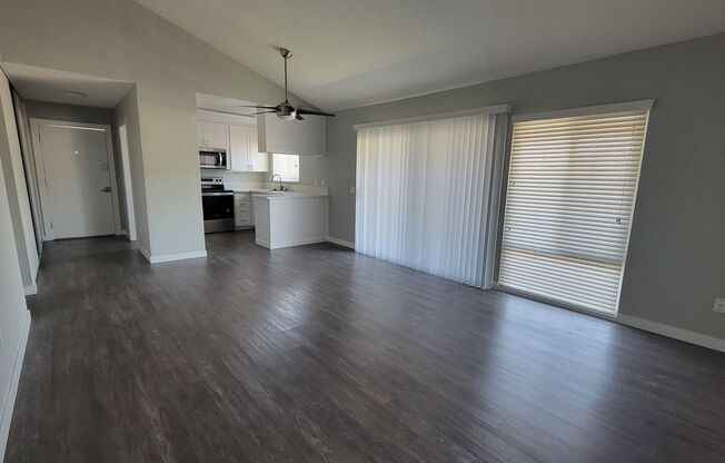 2 beds, 2 baths, 919 sqft, $2,575, Unit N27