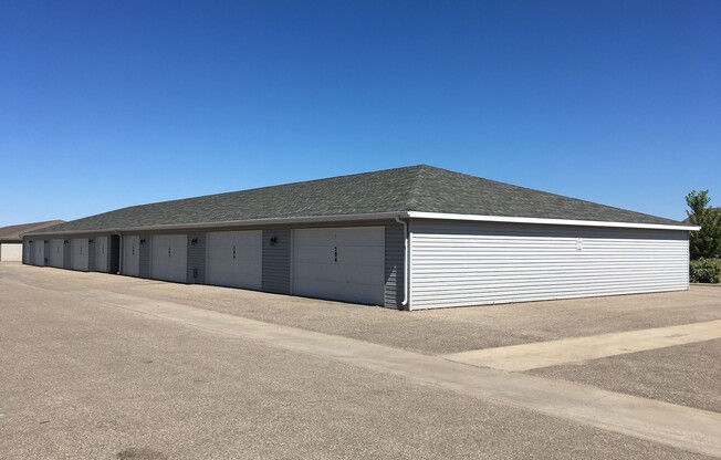 2 beds, 2 baths, 1,092 sqft, $1,135, Unit 1315-204