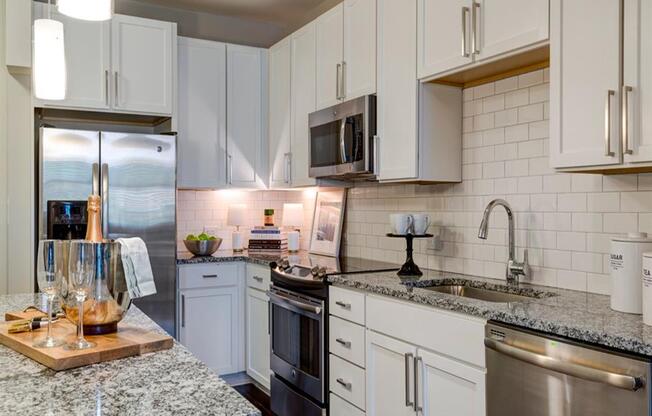 kitchen with granite counters at Berkshire Dilworth, Charlotte, NC