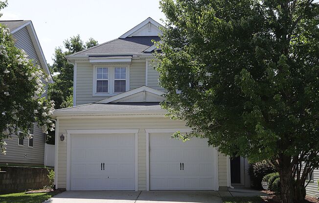 Spacious Home in Superb Cary Location *Amberly Community*