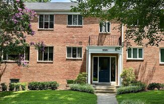 Light filled one-bedroom condo located in the Bethesda Parkside community.