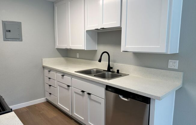 1 bed, 1 bath, 688 sqft, $2,250, Unit 0201