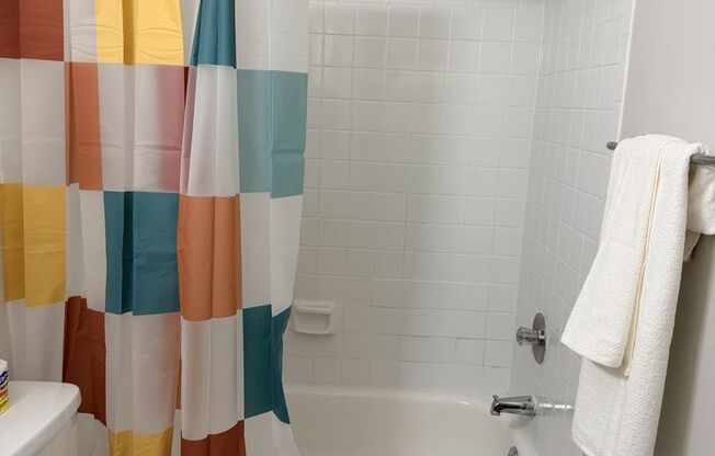 1 bed, 1 bath, 646 sqft, $785, Unit 350A