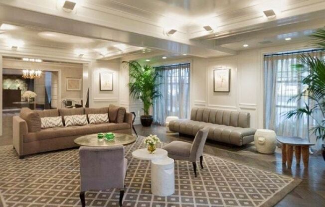 530 PARK AVE