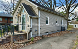 3 beds, 2 baths, $2,300