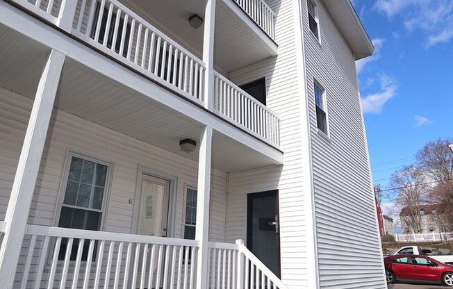 2 beds, 1 bath, $1,995, Unit 8