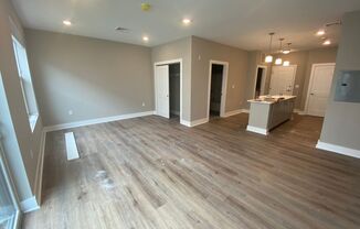 Studio, 1 bath, 617 sqft, $1,500, Unit 407