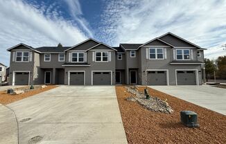 Brand New Stunning 3 Bed/2.5 Bath Townhouse-Old Farm District