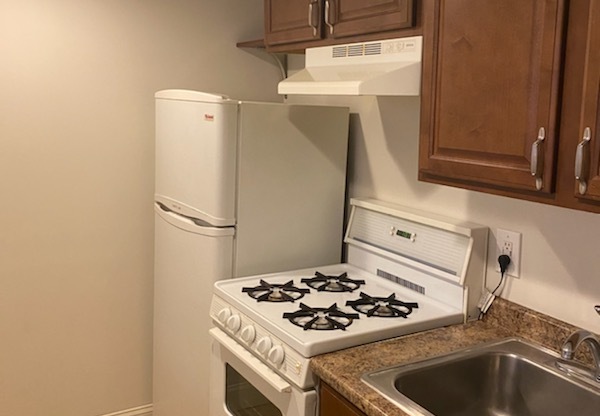 469 COMMONWEALTH AVE