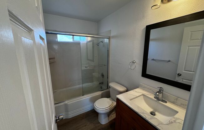 3 beds, 2 baths, $3,995, Unit 22846