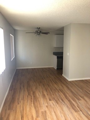 2 beds, 2 baths, 800 sqft, $1,925, Unit 14