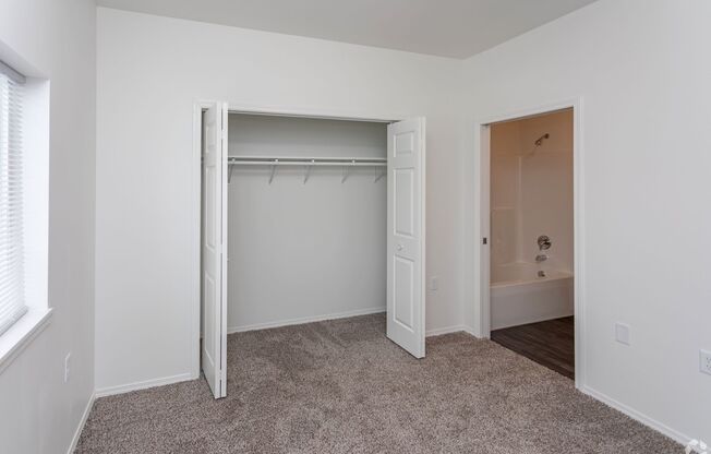 1 bed, 1 bath, 772 sqft, $985, Unit 4009-240