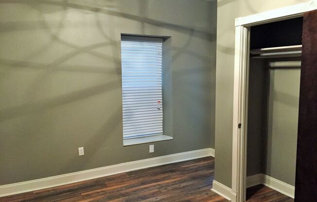 2 beds, 1 bath, $1,420, Unit 306