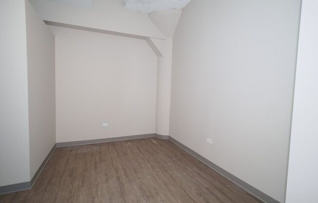 1 bed, 1 bath, 572 sqft, $1,719, Unit 534