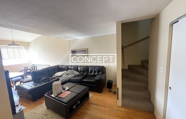 385 Dorchester St