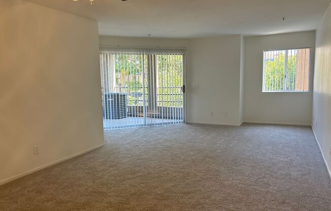 2 beds, 2 baths, 1,007 sqft, $3,480, Unit F-214