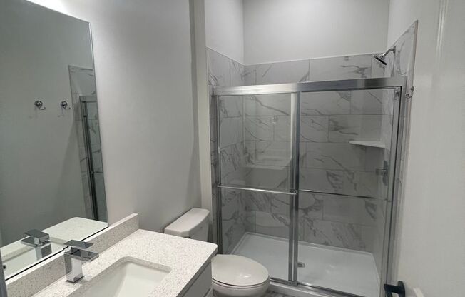 1 bed, 1 bath, 859 sqft, $1,600, Unit B103