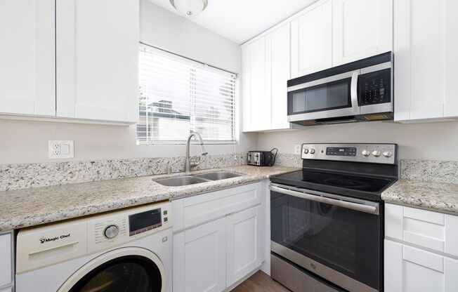 2 Bedroom Home in Pepperwood Meadows!