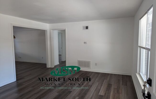 2 beds, 1 bath, 1,122 sqft, $1,900, Unit #2