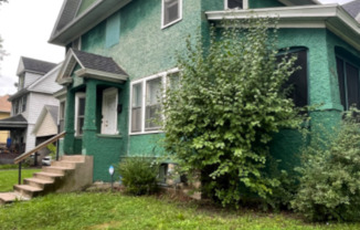 465 LAKEVIEW PARK