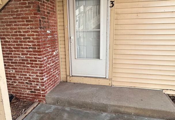$1195 - 3 room 2 bath - Apartment located in Riverside