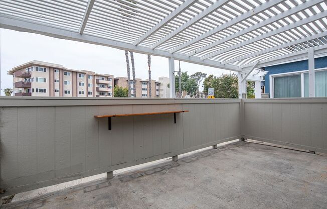 Pacific Heights Apartments