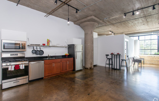 2625 W WASHINGTON BLVD