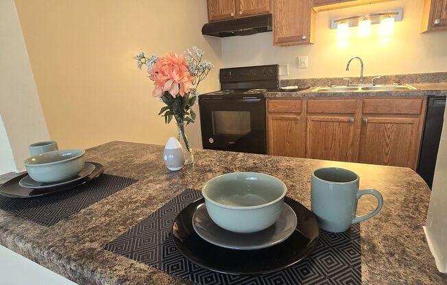 1 bed, 1 bath, 675 sqft, $890, Unit 20304