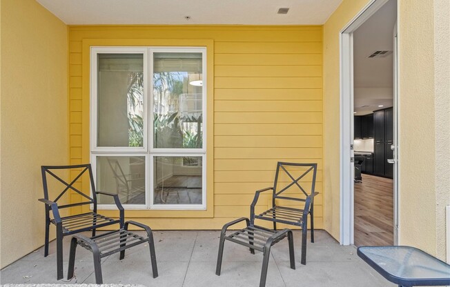 2 beds, 2 baths, 1,050 sqft, $3,450, Unit 206