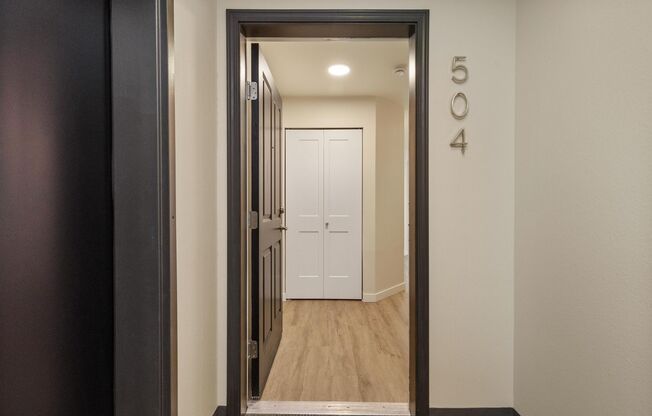 2 beds, 2 baths, 1,005 sqft, $2,895, Unit 504
