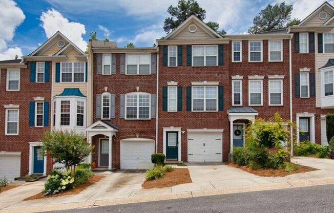 Move In Ready Buford Townhome
