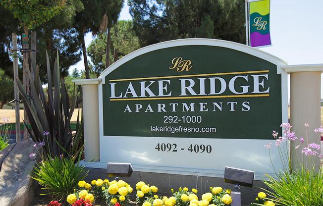 Welcome to Lake Ridge Apartments