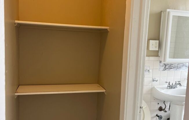 Studio, 1 bath, 280 sqft, $1,250, Unit 602