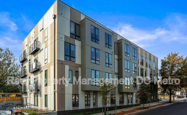 5230 GEORGIA AVE NW
