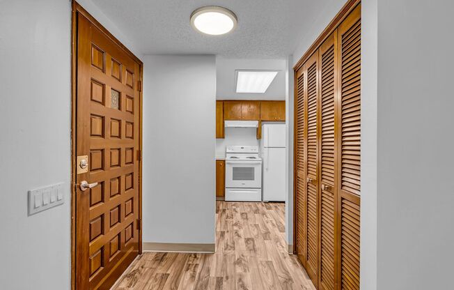 1 bed, 1 bath, 672 sqft, $1,450, Unit 1003