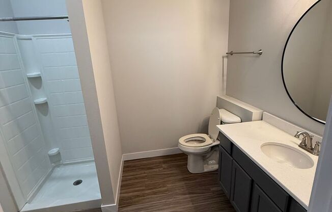 1 bed, 1 bath, 636 sqft, $1,200, Unit 417