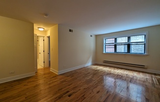 555 W Arlington Pl