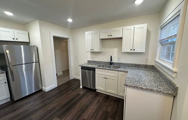 250 6th Ave N