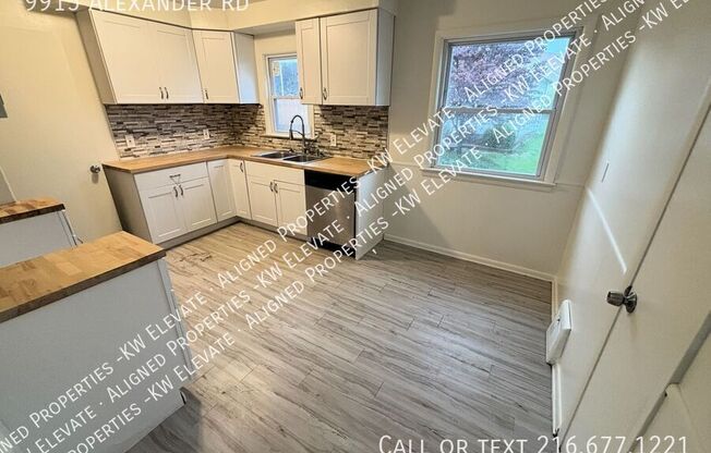 9915 ALEXANDER RD