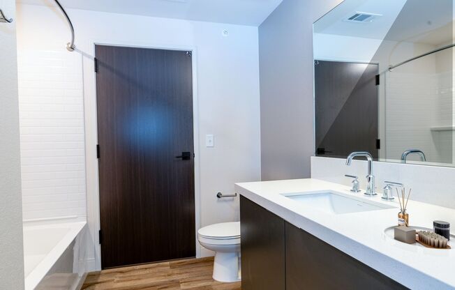 1 bed, 1 bath, 876 sqft, $1,800, Unit UC 2020-102