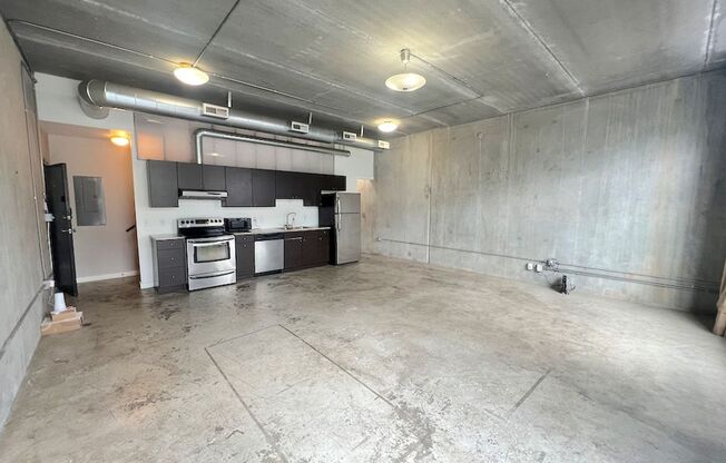 2 Bed | 1.5 Bath | Starland