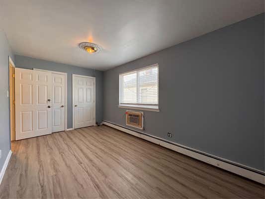 230 20 LANSING AVE