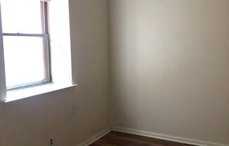 1 bed, 1 bath, $999, Unit B06