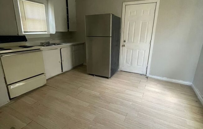 Studio, 1 bath, 286 sqft, $599, Unit 2