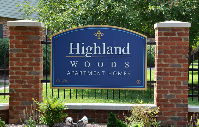 Sign at townhouses for rent in Richmond Va