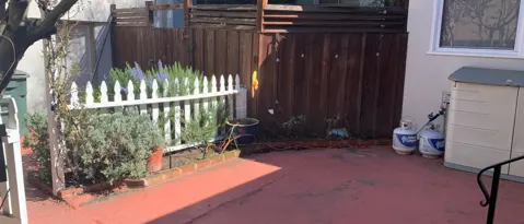 1107 LAGUNA AVE